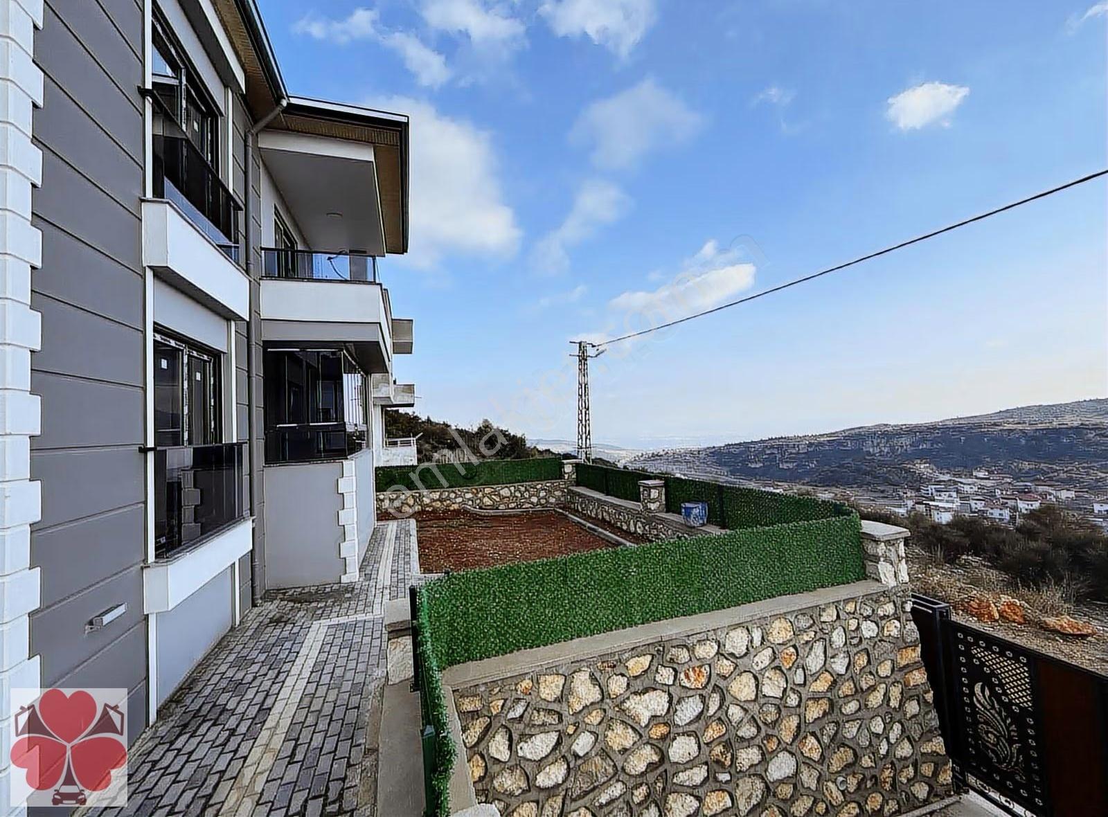 Fiyat Düştü! Soğucak'ta Sıfır Lüx Dublex Villa! 300m2 Emsalsiz ! - Görsel 23