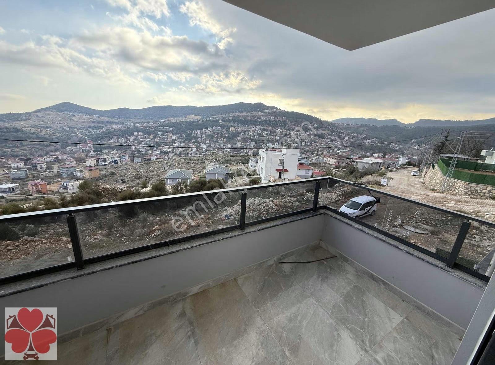 Fiyat Düştü! Soğucak'ta Sıfır Lüx Dublex Villa! 300m2 Emsalsiz ! - Görsel 16