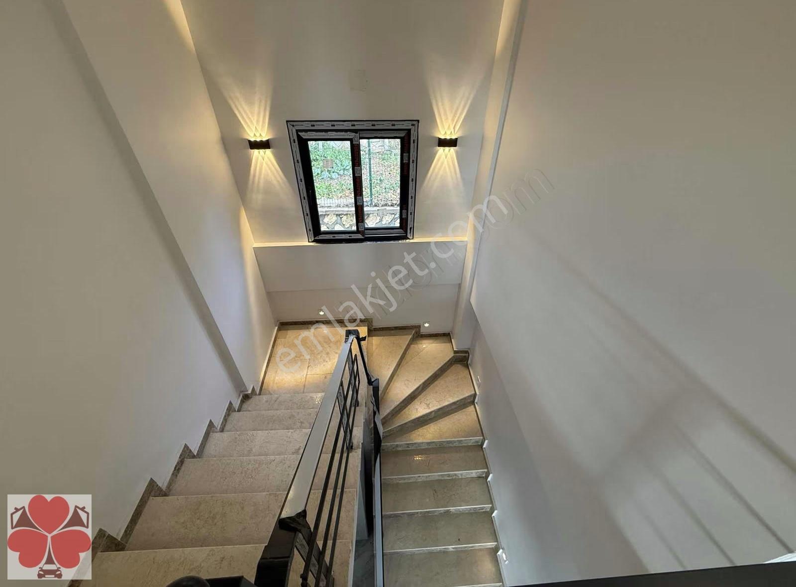 Fiyat Düştü! Soğucak'ta Sıfır Lüx Dublex Villa! 300m2 Emsalsiz ! - Görsel 14