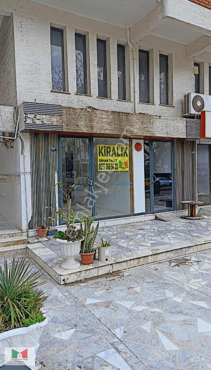 Karşıyaka Bahçelievler'de 60+50 =110 M2 Batarlı Köşe Dükkan