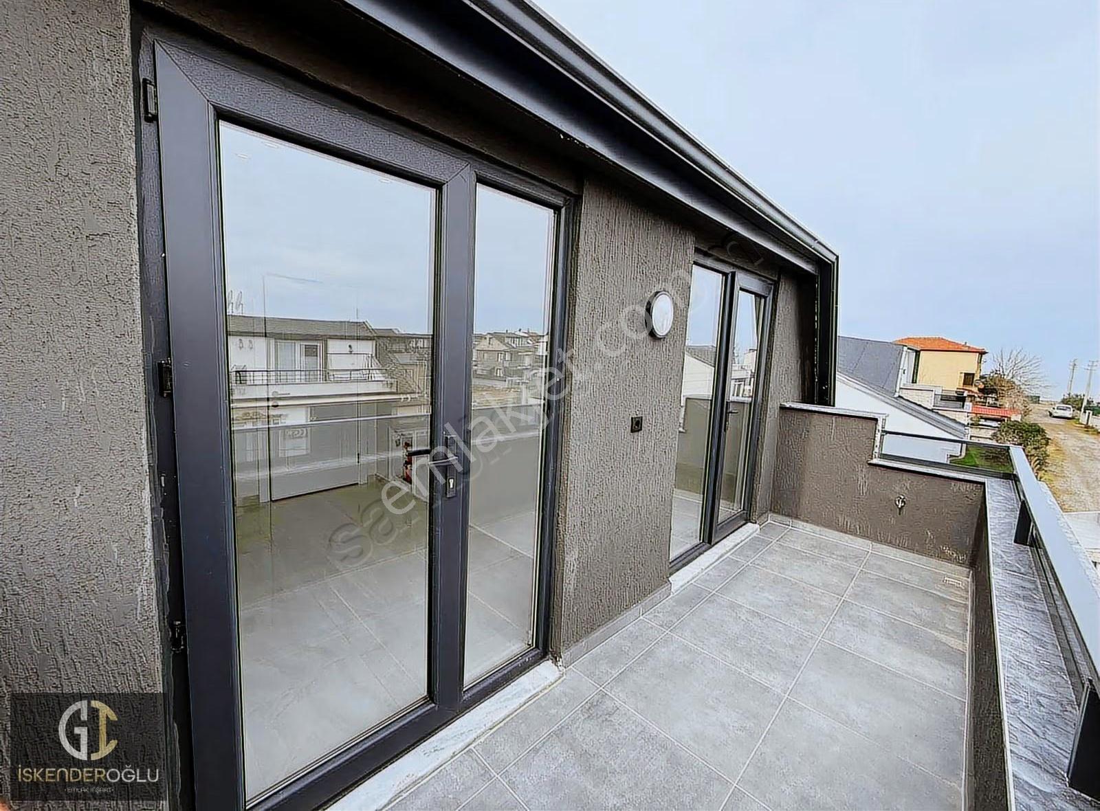 4+1 Deniz Manzaralı Villa - Görsel 11