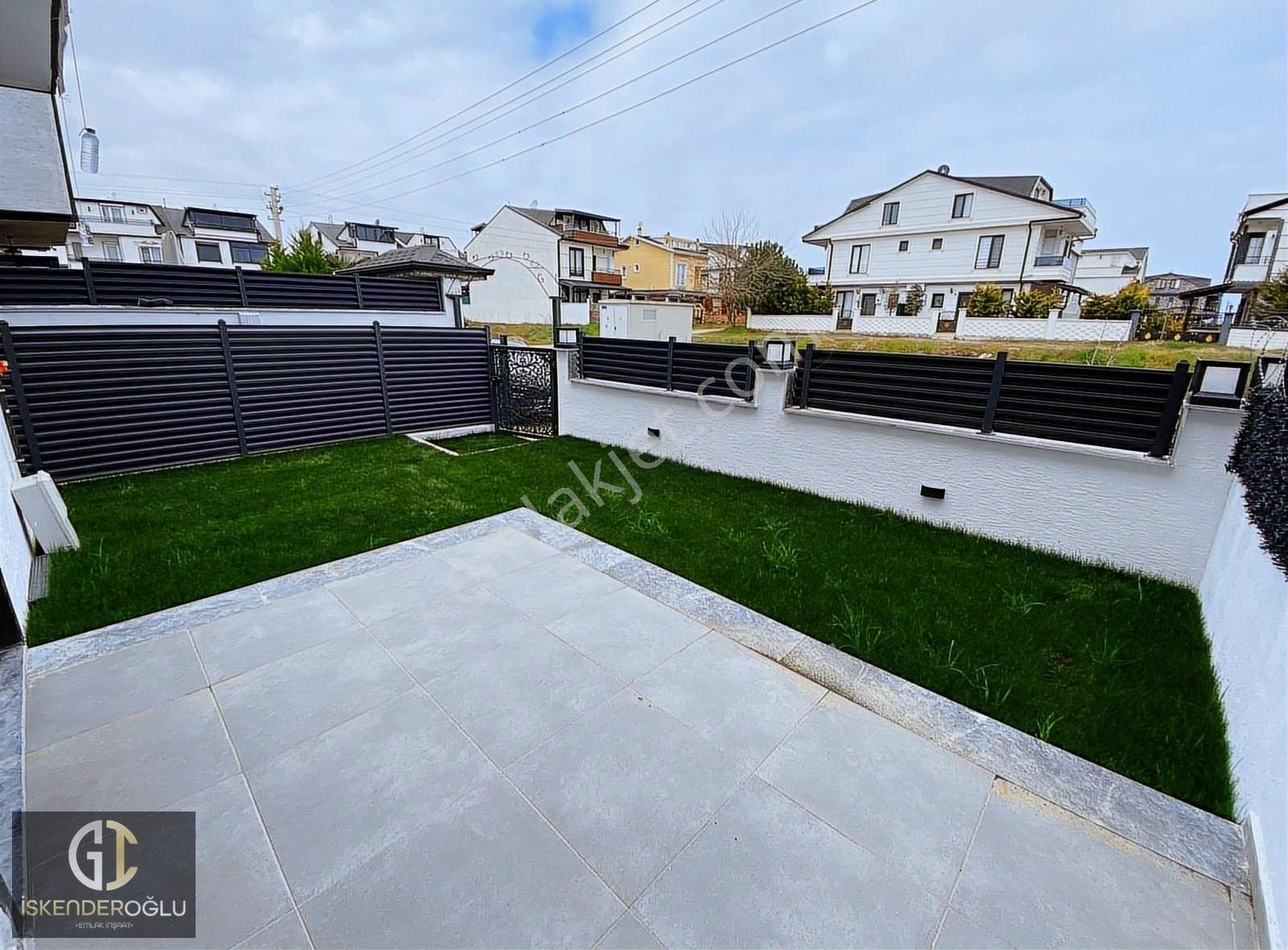 Denize 200 Metre 3+1 Müstalik Girişli Satılık Villa - Görsel 6
