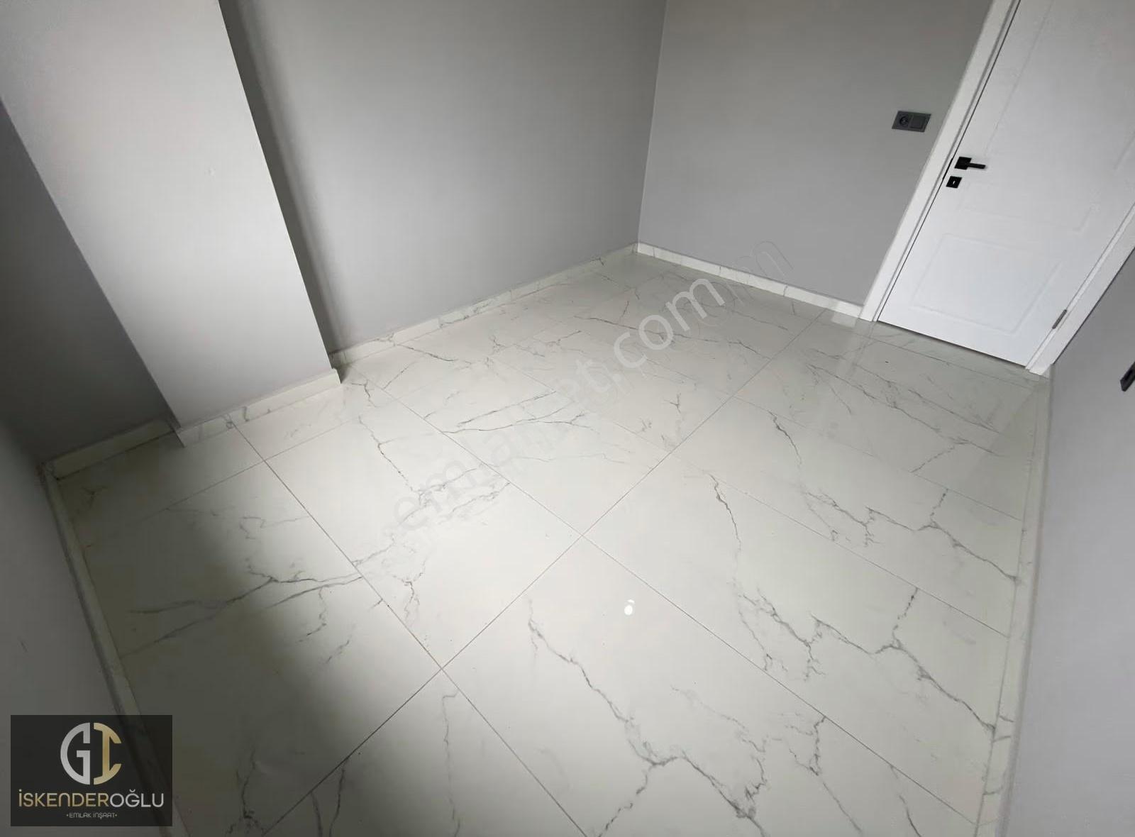 Denize 200 Metre 3+1 Müstalik Girişli Satılık Villa - Görsel 13