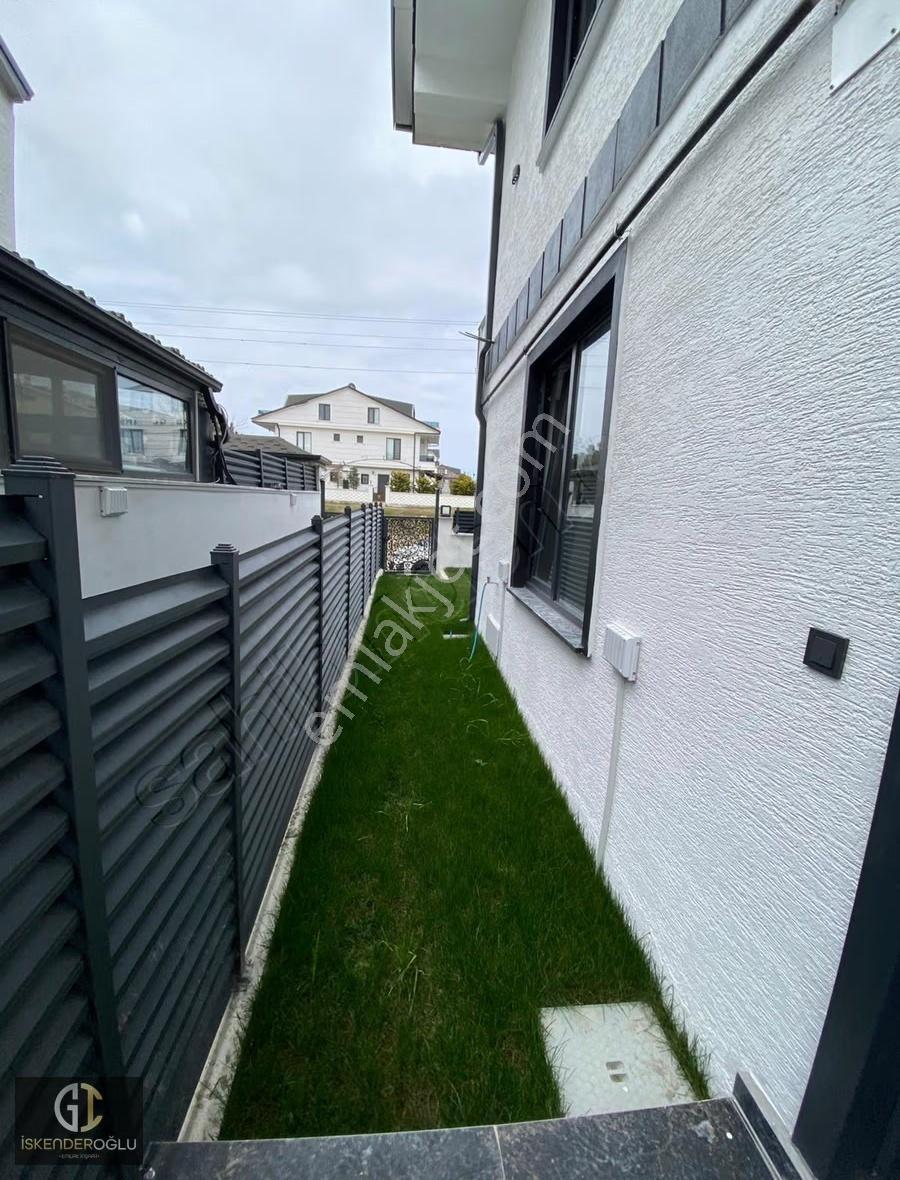 Denize 200 Metre 3+1 Müstalik Girişli Satılık Villa - Görsel 7