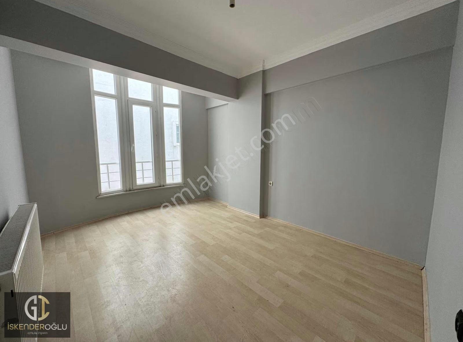 2+1 Arakat On Cephe Sinirsiz Kredi Mutfak Ayri 80m2 Fiyat Dustu