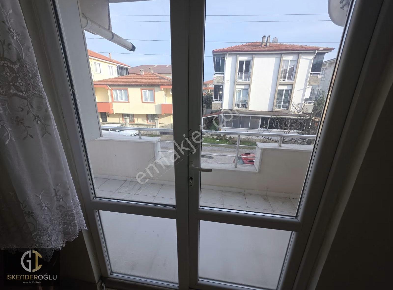 Yalı Mahalle 2+1 75 M2 Konbi Peteklı Orta Kat L Balkon Önü Acık - Görsel 5