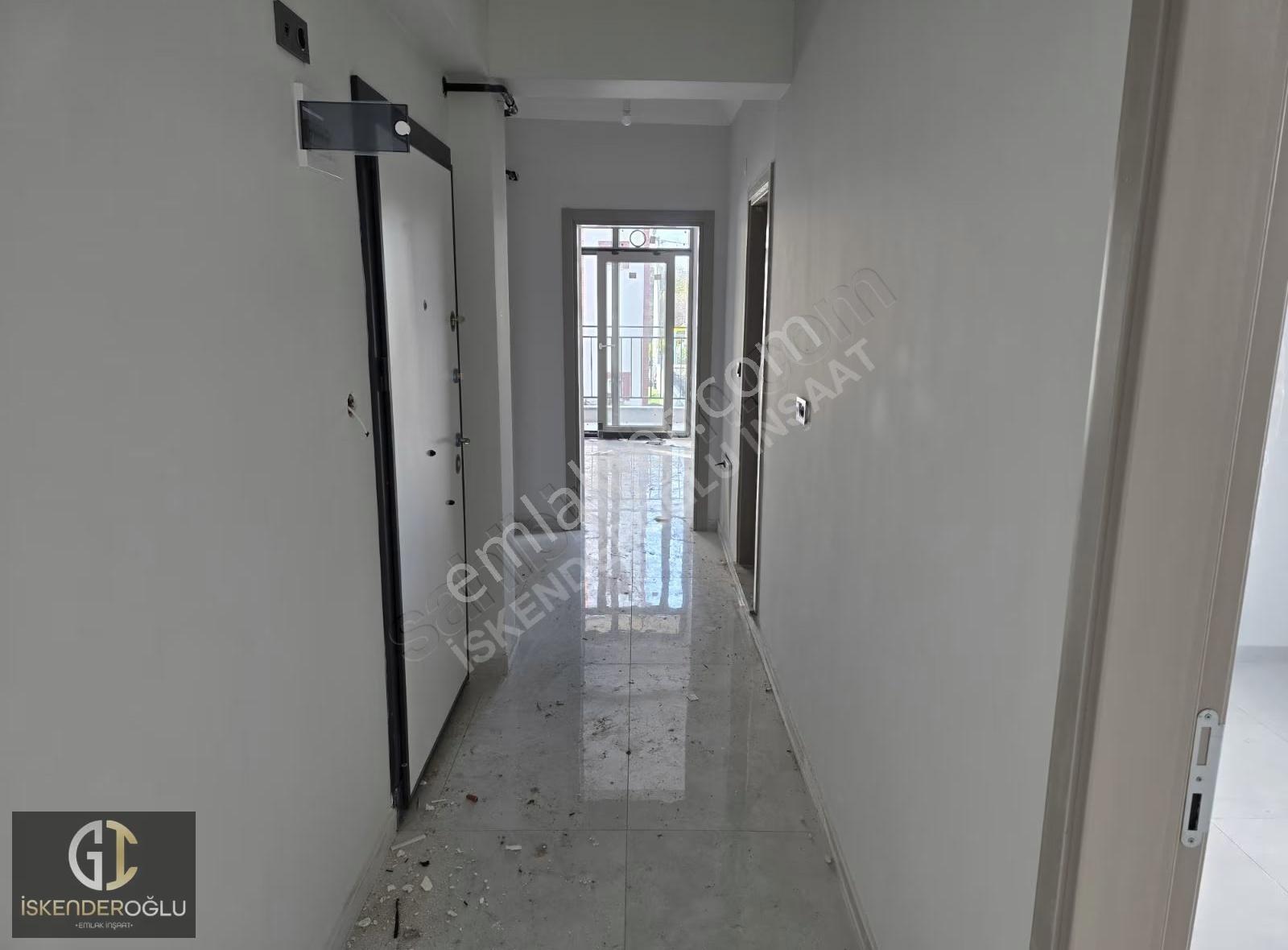 Toki Yanı Başında Sıfır Havuzlu Yerden Isıma 2+1 75 M2 Orta Kat - Görsel 6