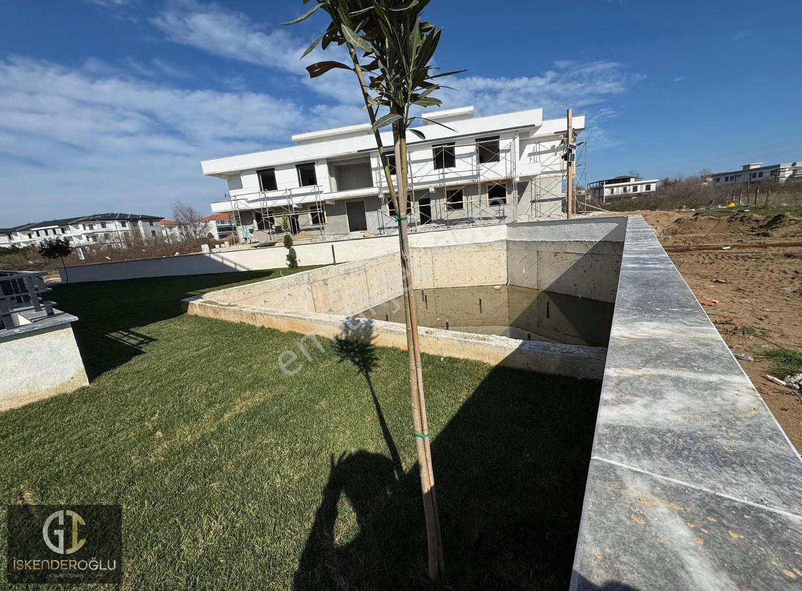 2+1 Sifir Yerden İsitma Havuzlu Terasli Daire - Görsel 4