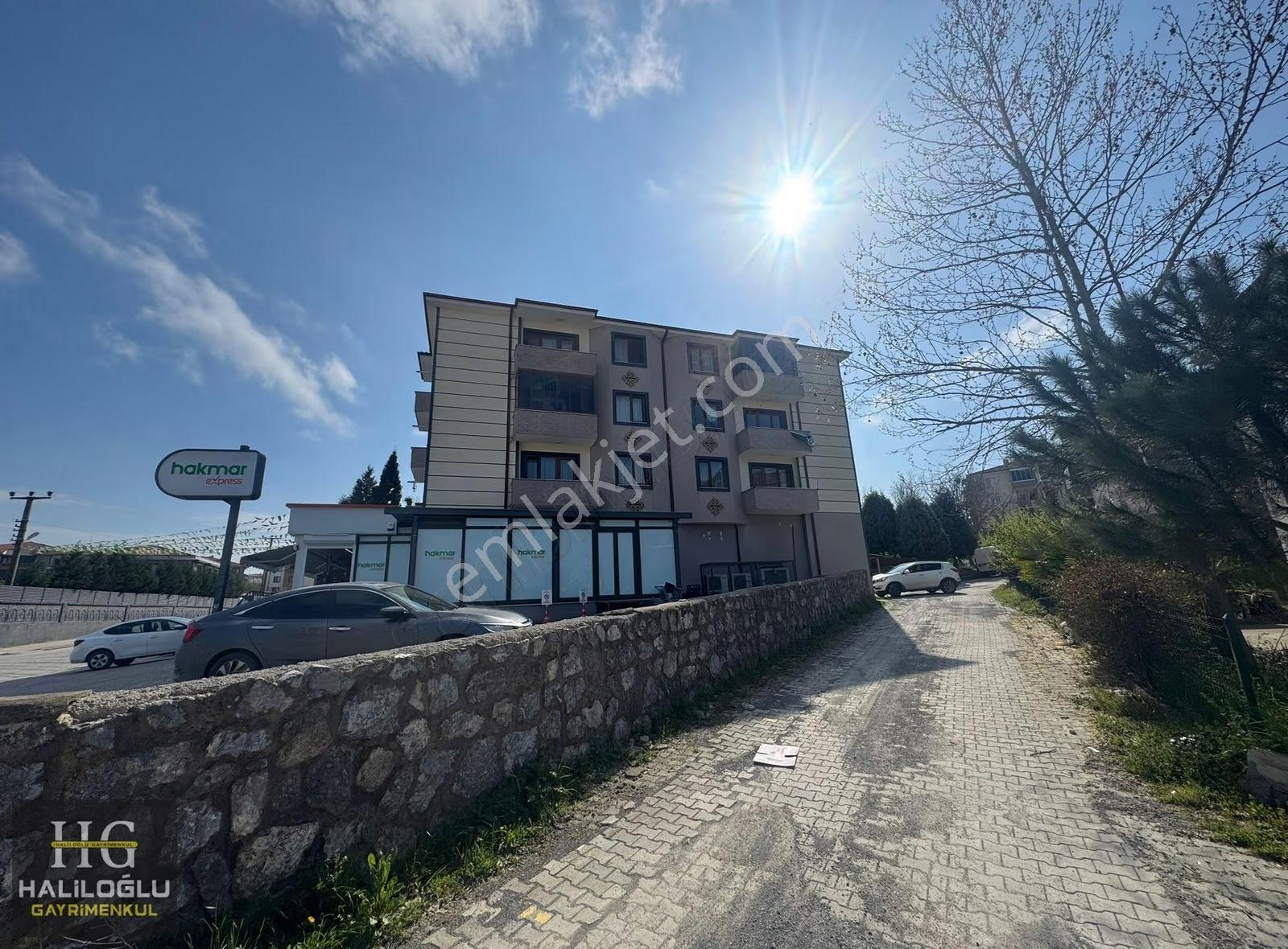 Kemalpaşa Mh Asansörlü Satılık 135m2 3+1özel Yapım Satılık Daire