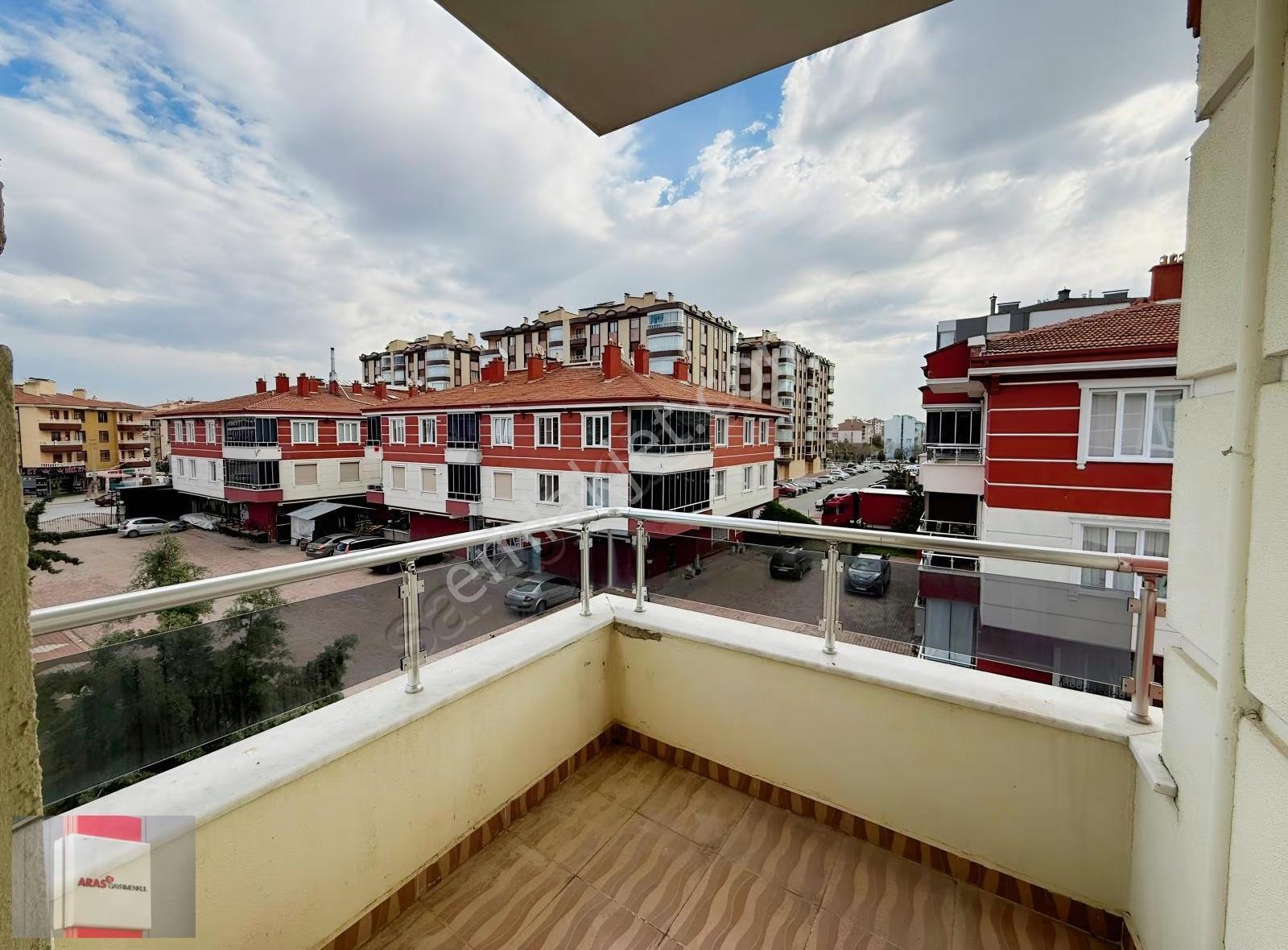 Buhara Mahallesinde Site İçersi Bakımlı 3+1 Geniş Kiralık Daire - Görsel 27
