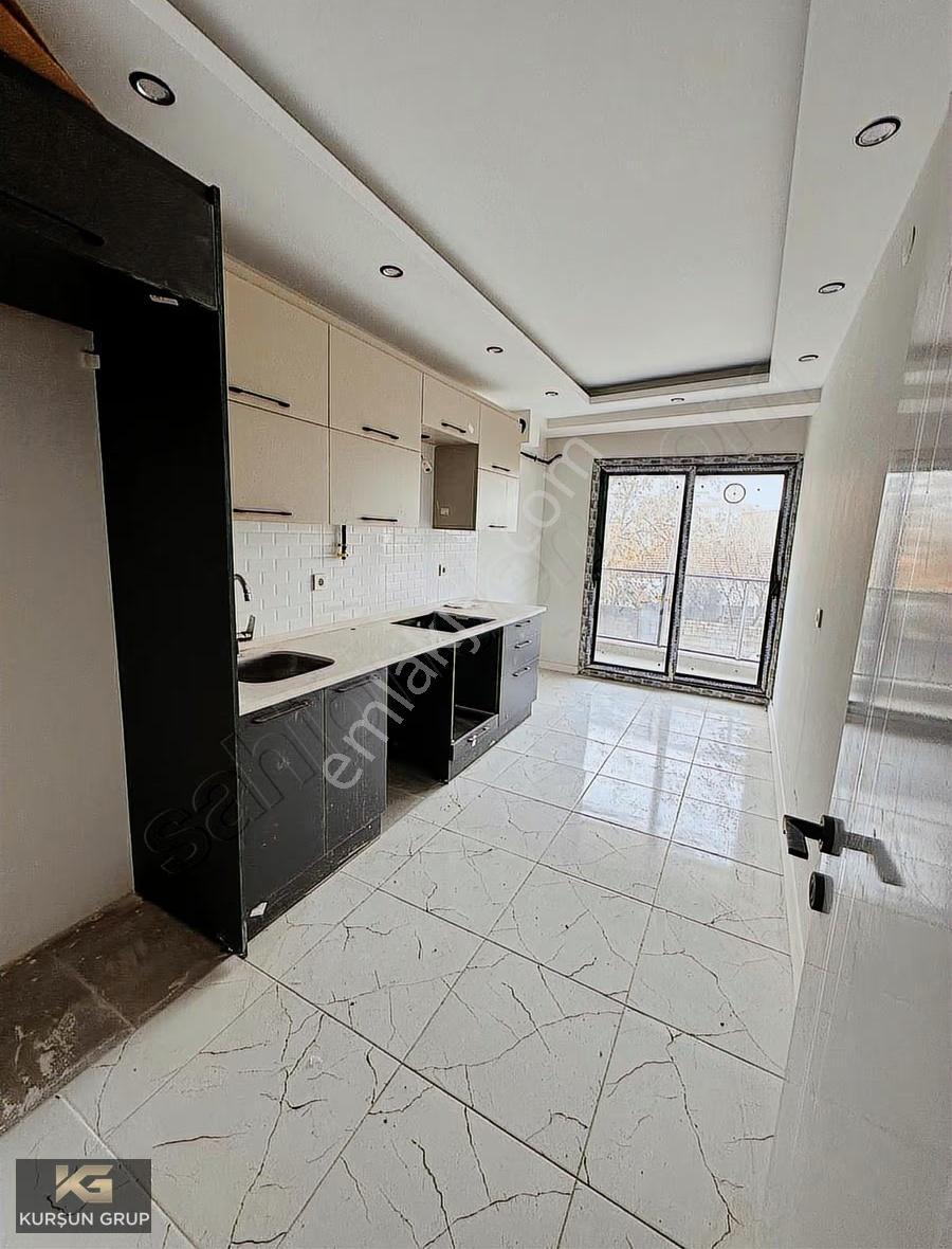 Kurşun Grup'tan 23 Nisan Park Mevki Satılık E. Banyolu 3+1 Daire