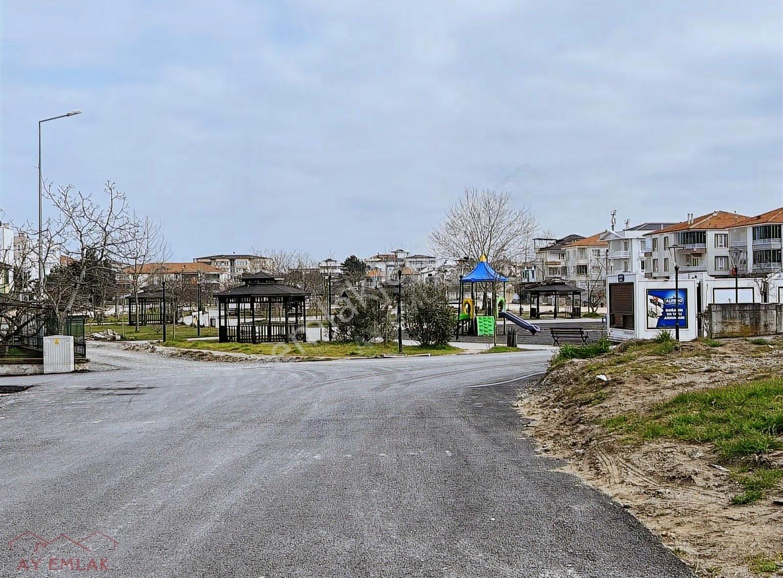 Denize Çok Yakın Konumda Mutfak Ayrı 2+1 100m2 Fırsat Daire. - Görsel 2