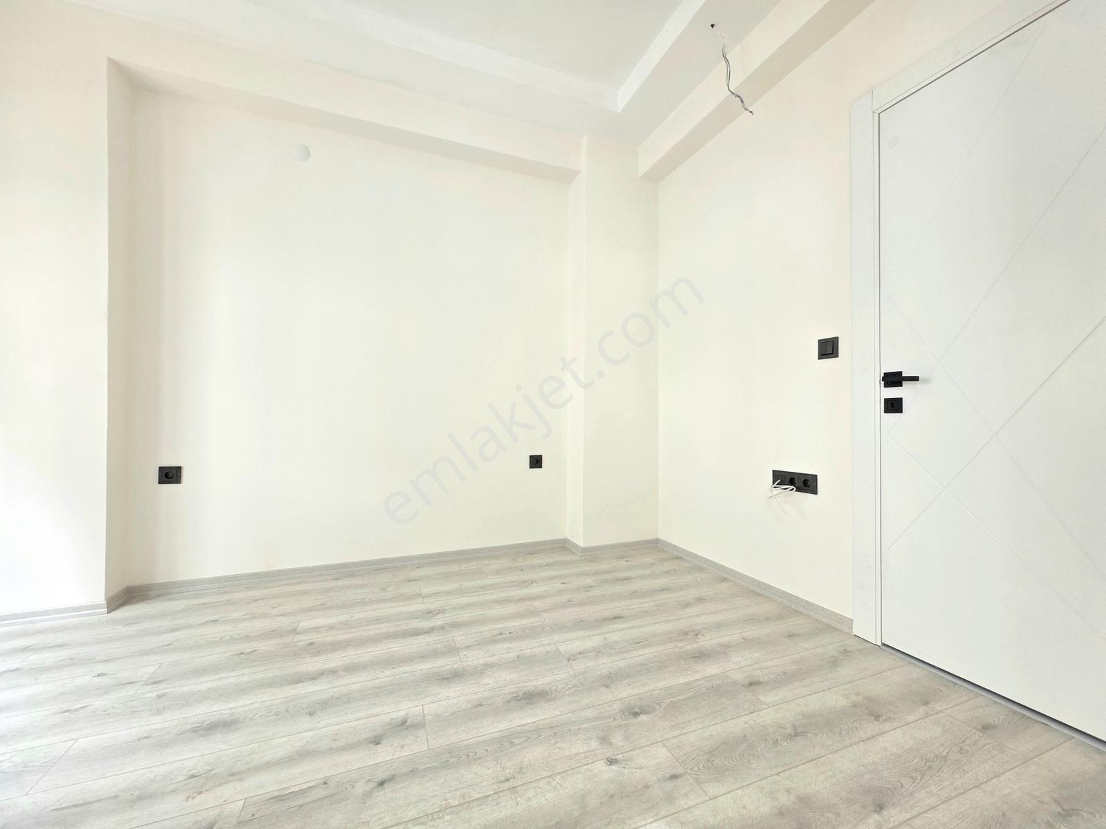 Vahdet'ten İkizçayda Merkezi Lokasyonda Site İçi Sıfır 1+1 Daire - Görsel 18