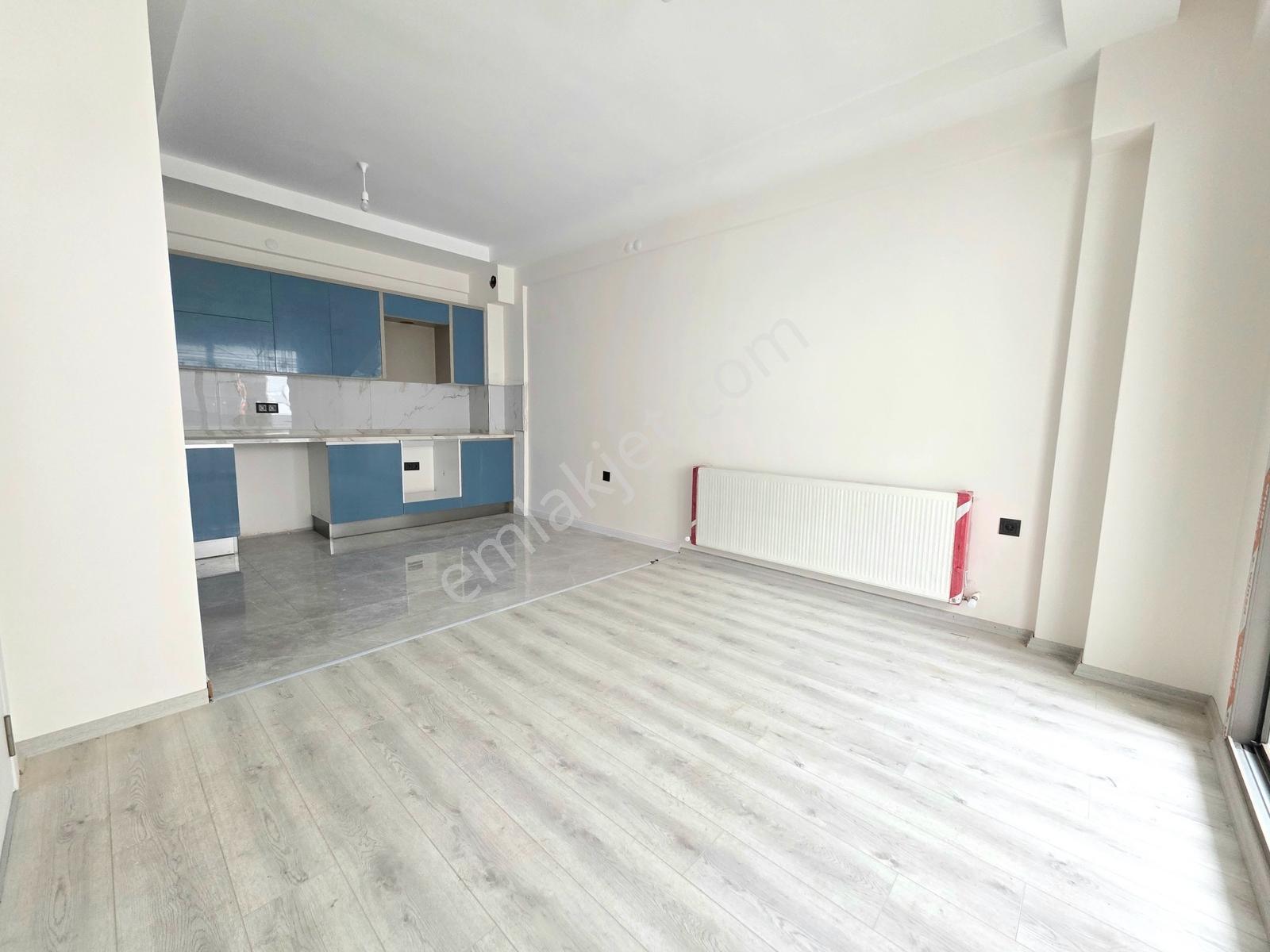 Vahdet'ten İkizçayda Merkezi Lokasyonda Site İçi Sıfır 1+1 Daire - Görsel 12
