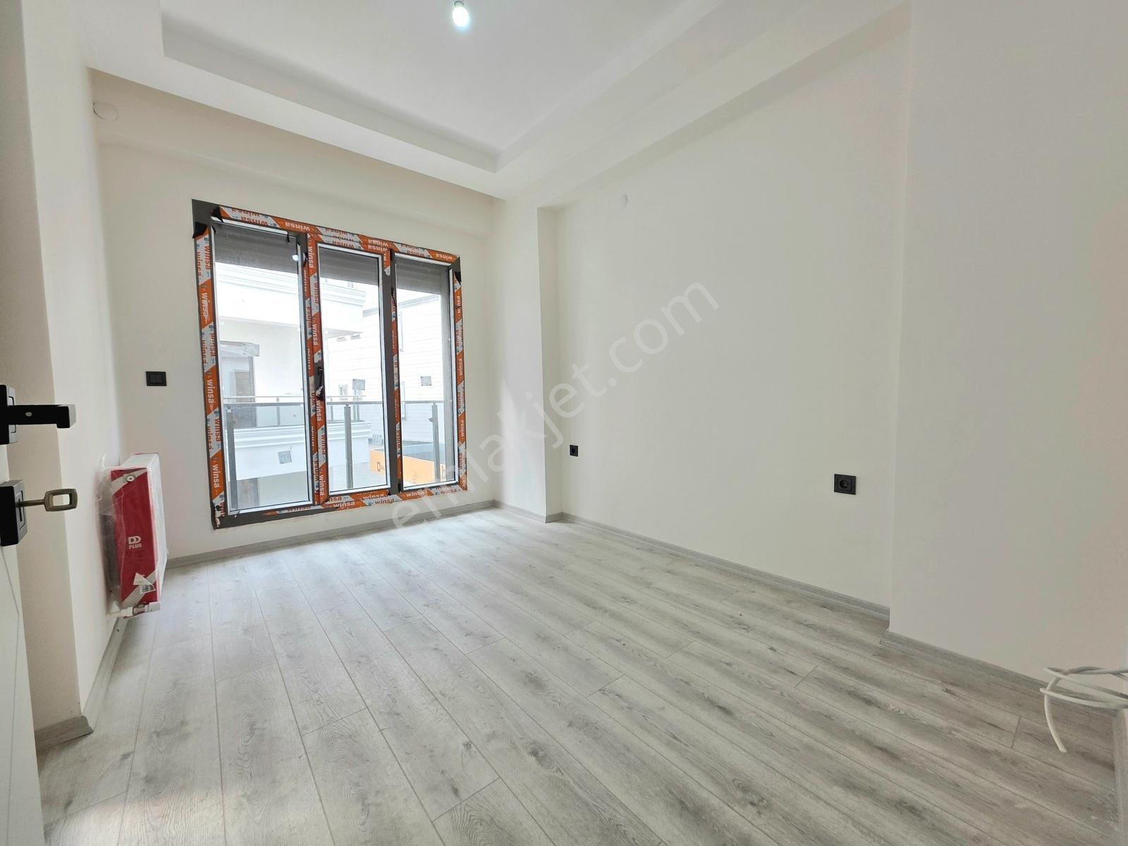 Vahdet'ten İkizçayda Merkezi Lokasyonda Site İçi Sıfır 1+1 Daire - Görsel 30