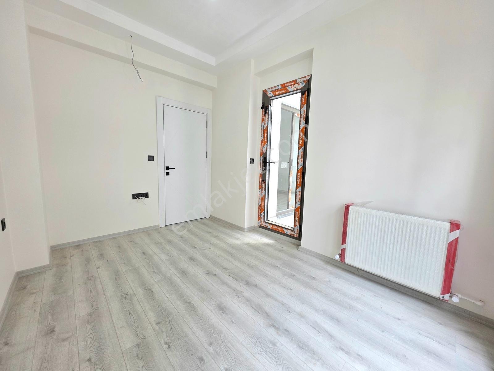 Vahdet'ten İkizçayda Merkezi Lokasyonda Site İçi Sıfır 1+1 Daire - Görsel 8
