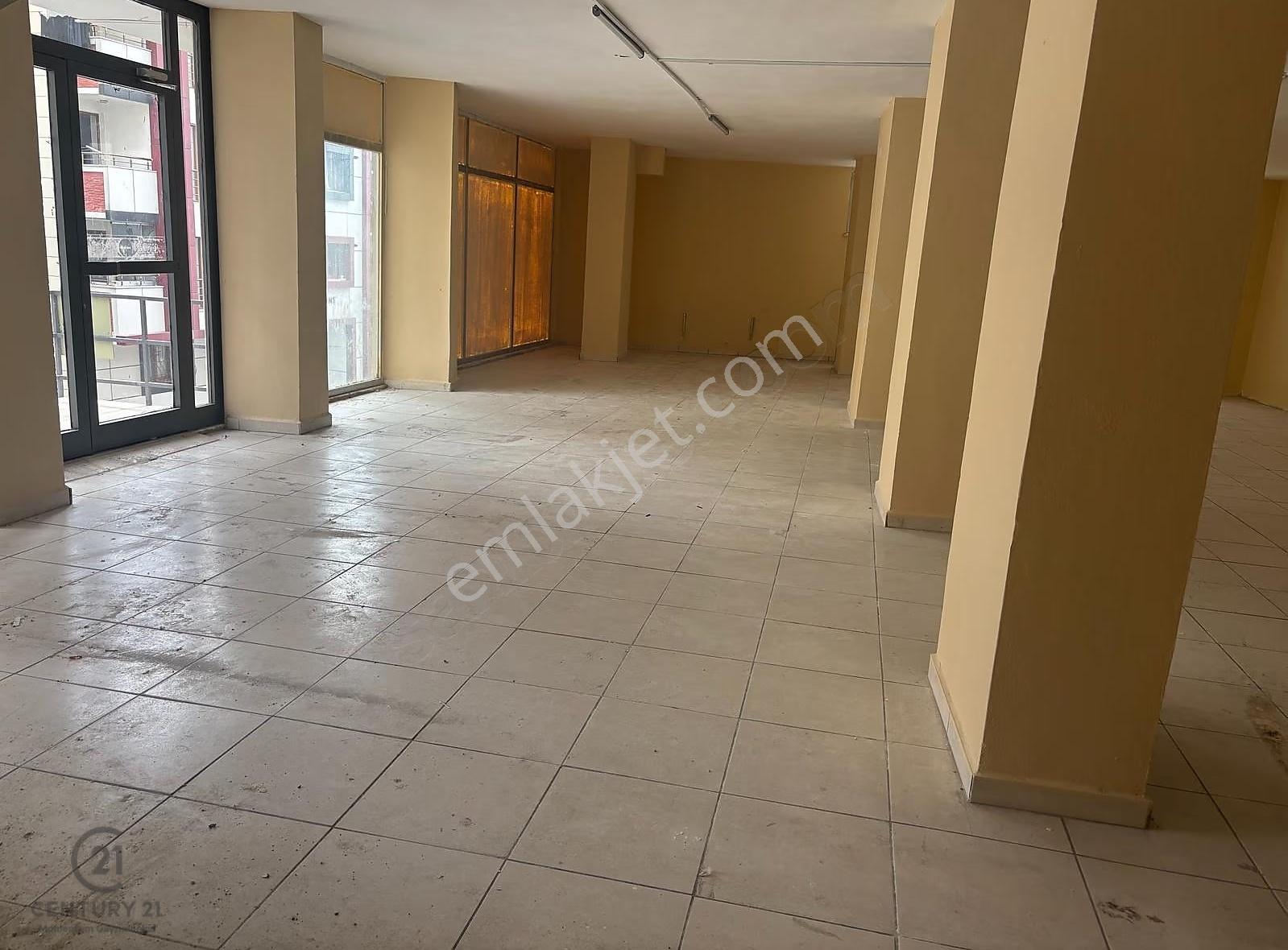 Eyüp Güzeltepe'de Cadde Üzeri 240 M2 Satılık Dükkan - Görsel 24