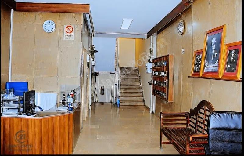 Mecidiyeköy Merkez'de 85m² Otoparklı - Asansörlü Fırsat Ofis,,, - Görsel 3
