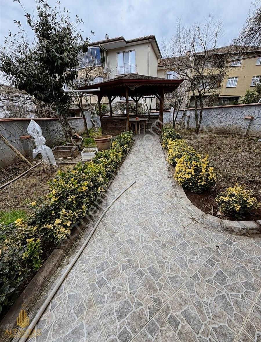 Çınarlı Mah. 375 M² Arsa İçinde 4+1 Dubleks Müstakil Ev Fırsatı - Görsel 4