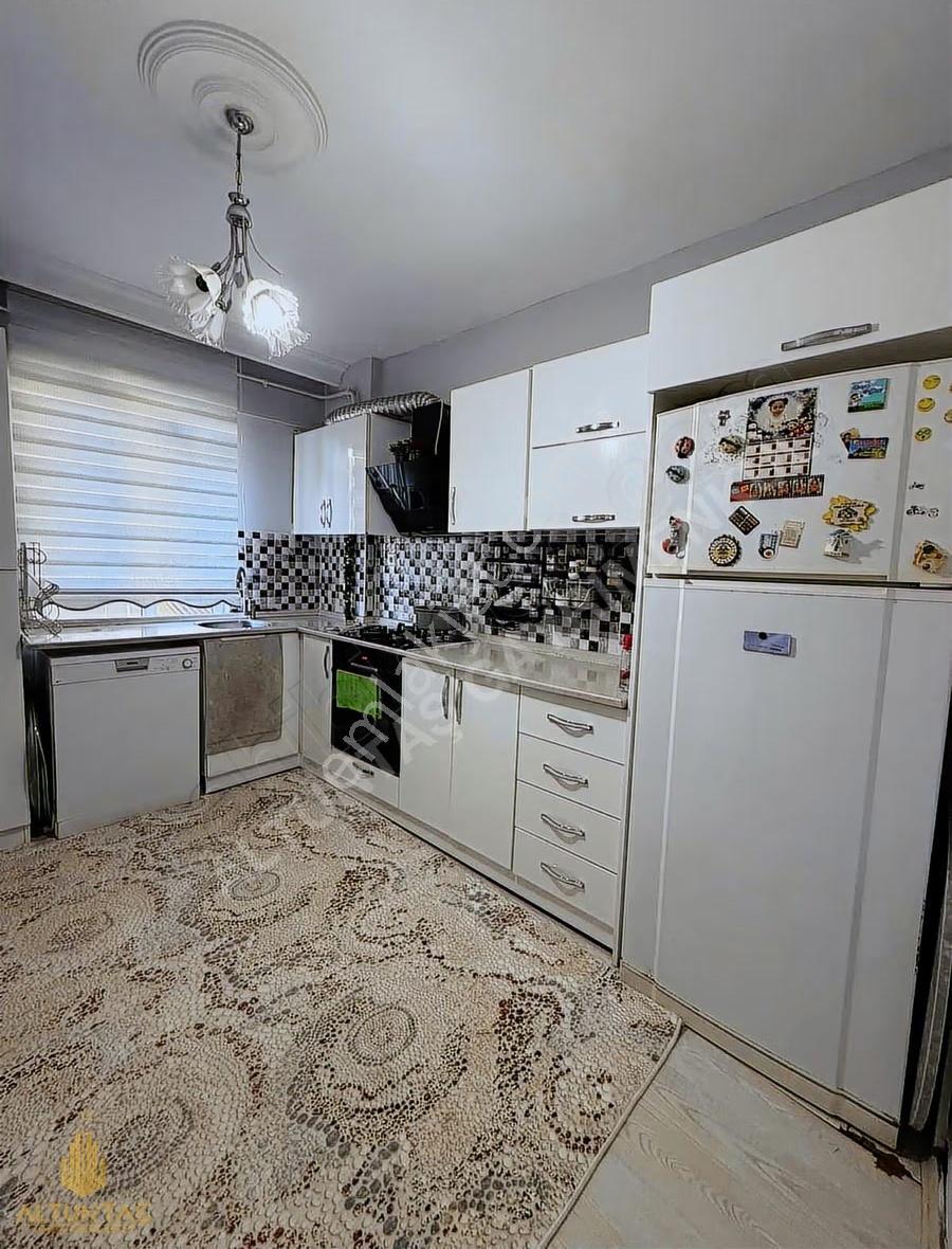 Sırrıpaşa Mh. Asansörlü Masrafsız E5 Yakın 3+1 Daire - Görsel 15
