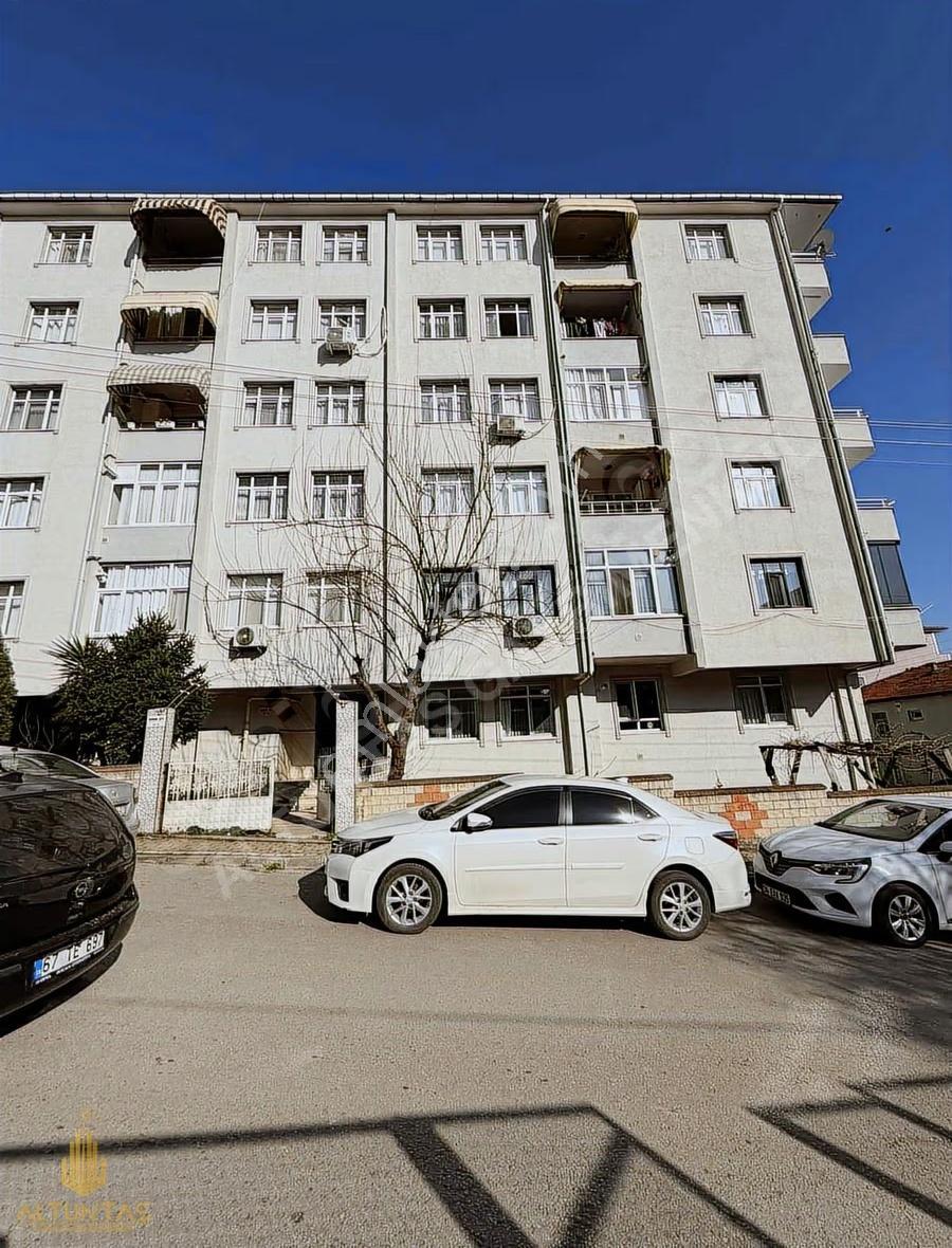 Sırrıpaşa Mh. Asansörlü Masrafsız E5 Yakın 3+1 Daire - Görsel 17