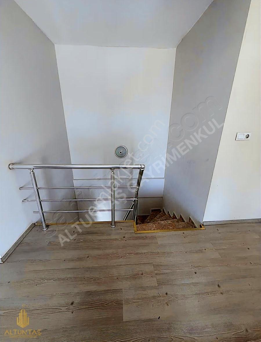 Derince İbnisina Mh. 230 M2 5+1 Çatı Dubleks Prestijli Yaşam - Görsel 30
