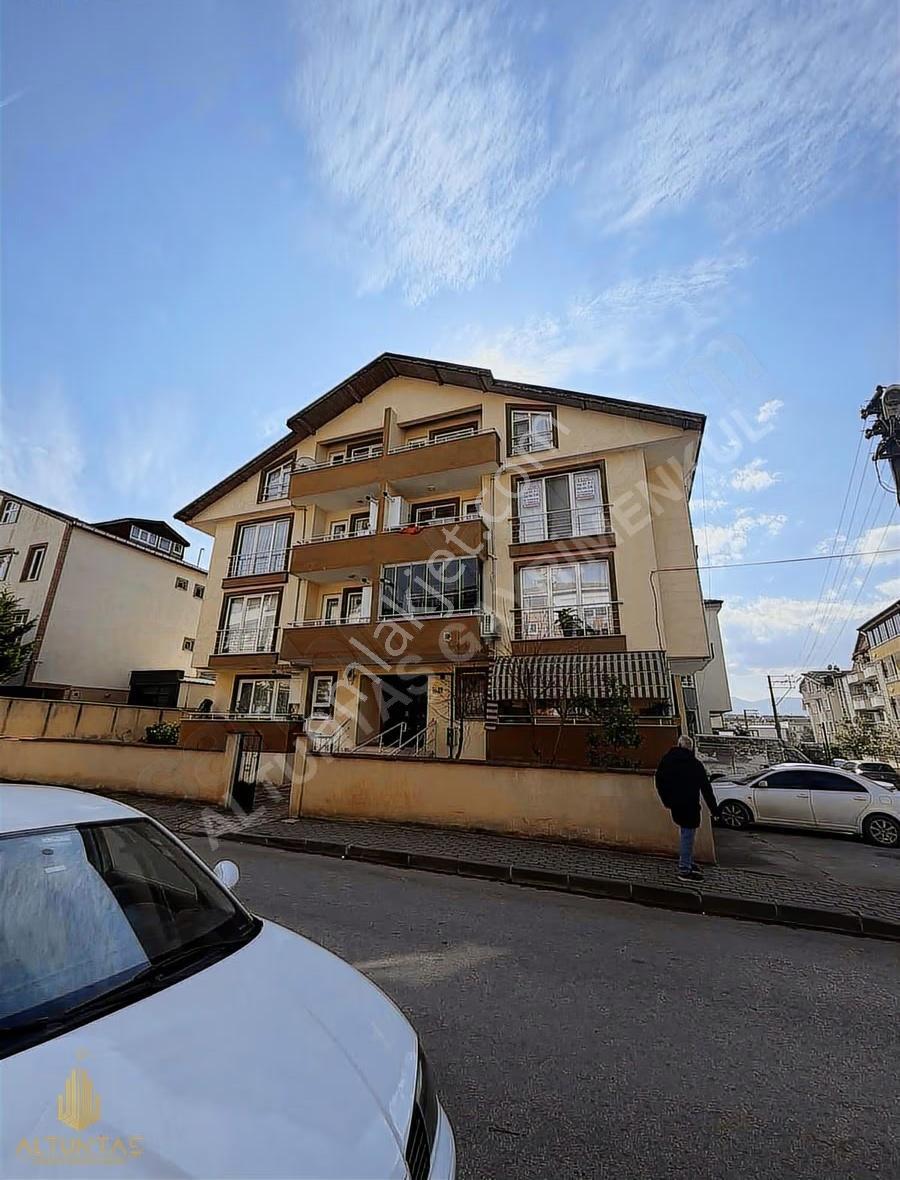 Derince İbnisina Mh. 230 M2 5+1 Çatı Dubleks Prestijli Yaşam - Görsel 25