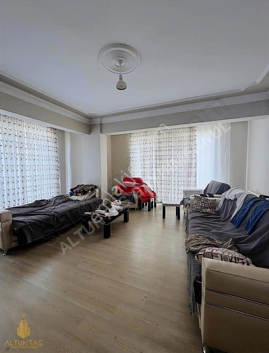 Derince İbnisina Mh. 230 M2 5+1 Çatı Dubleks Prestijli Yaşam - Görsel 18