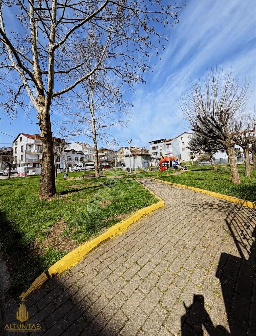 Derince İbnisina Mh. 230 M2 5+1 Çatı Dubleks Prestijli Yaşam - Görsel 11