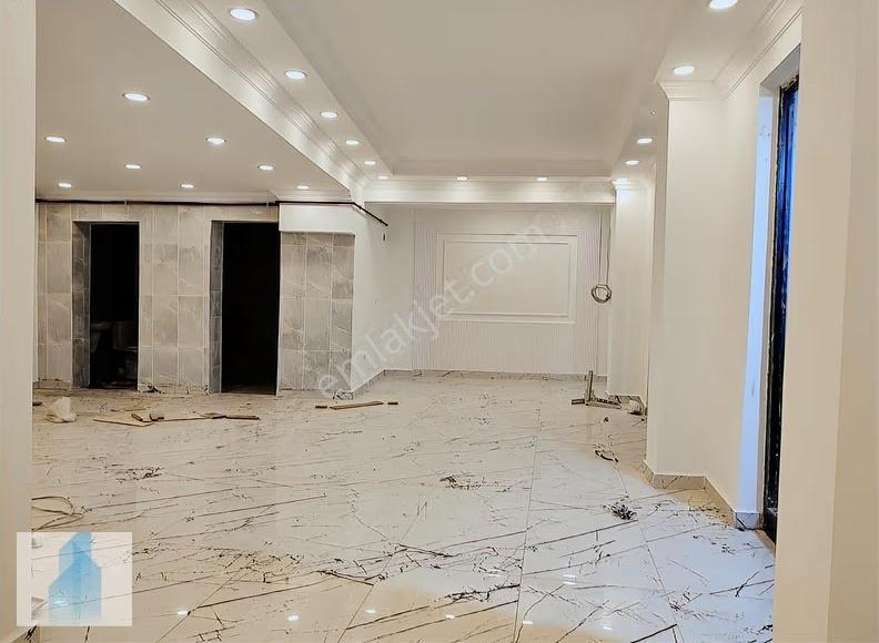 Bağcılar Merkezde Satılık Güçlendirilmiş, Hazır Kiracılı - Görsel 26