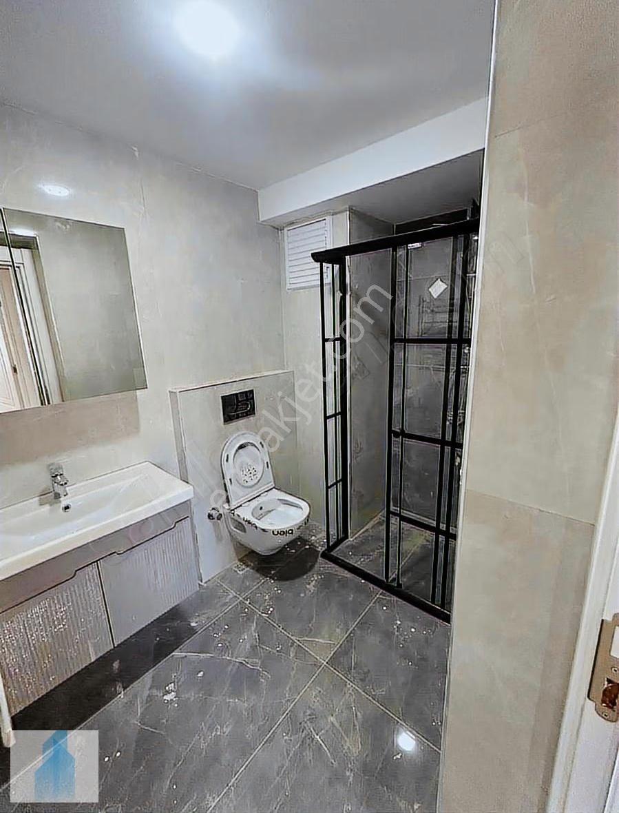 Bağcılar Meydana Yakın Site İçi Lüks Proje De Satılık 3+1 Daire - Görsel 8