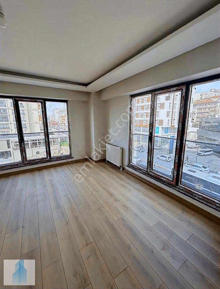 Bağcılar Meydana Yakın Site İçi Lüks Proje De Satılık 3+1 Daire - Görsel 2