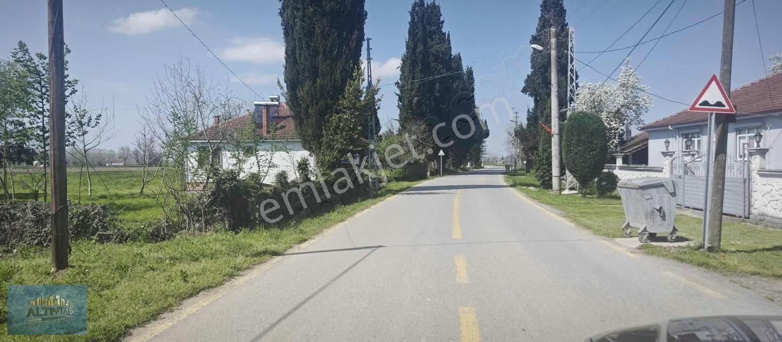 Uzun Çınar'da Yerleşim Yerine Yakın Satılık Tarla - Görsel 2