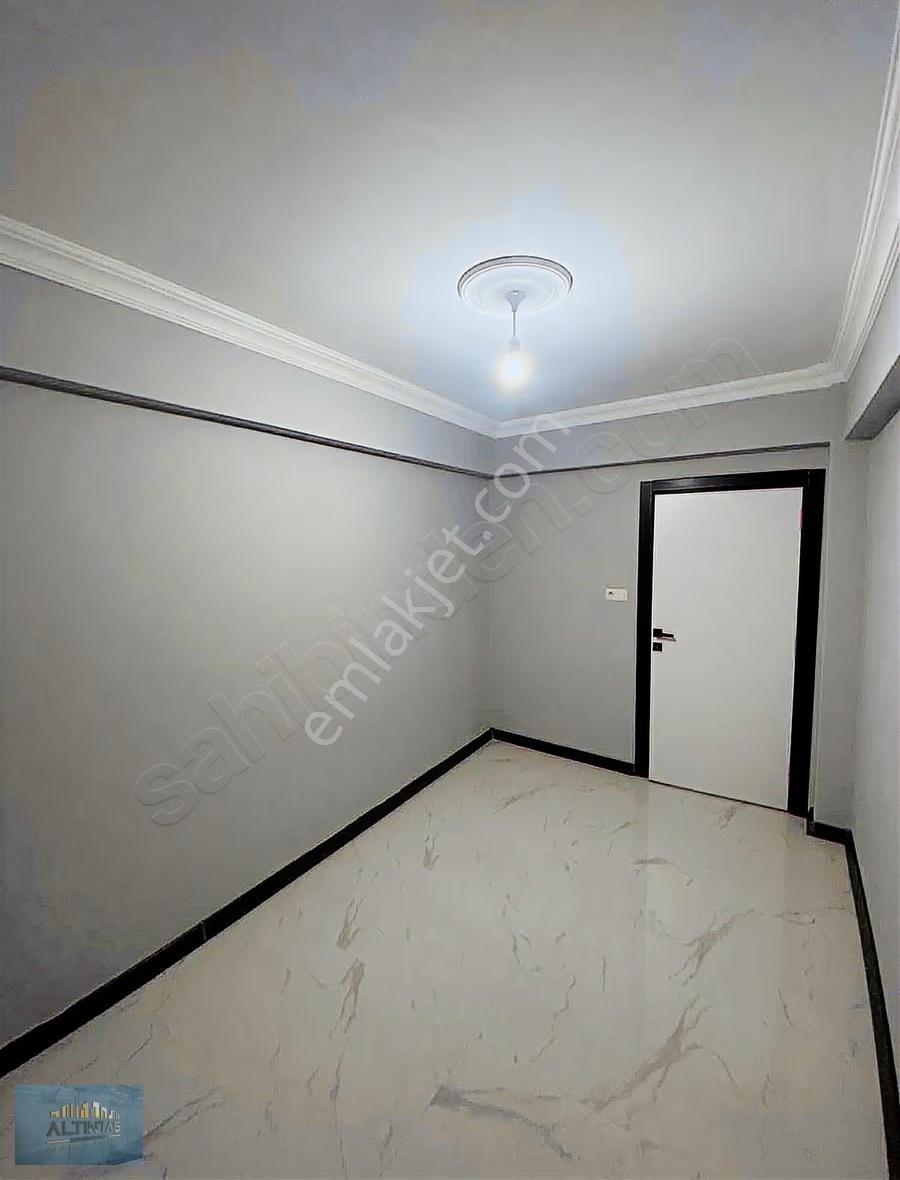 Akyazının En Prestijli Bölgesinde Satılık Lüks 2+1 - Görsel 7