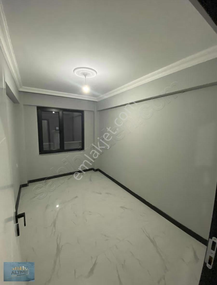 Akyazının En Prestijli Bölgesinde Satılık Lüks 2+1 - Görsel 11