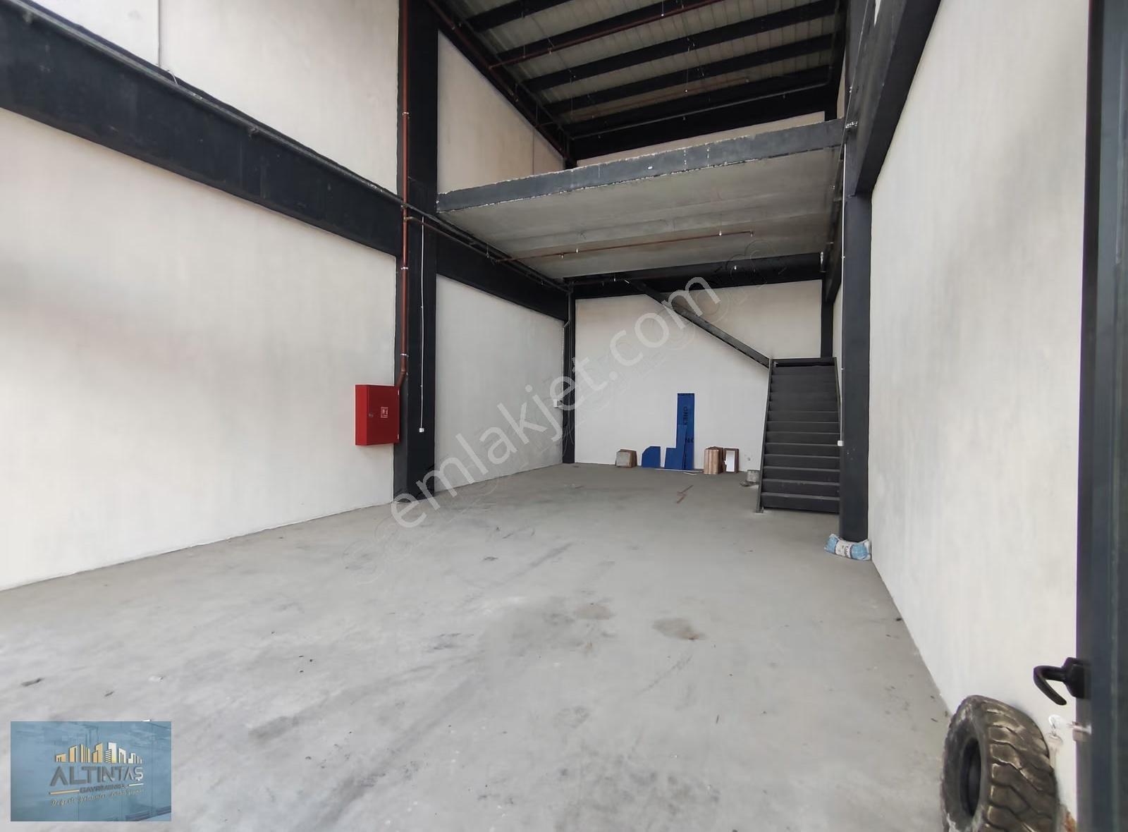 Yeni Sanayi Sitesinde Her İşe Uygun Kiralık Dükkan - Görsel 4