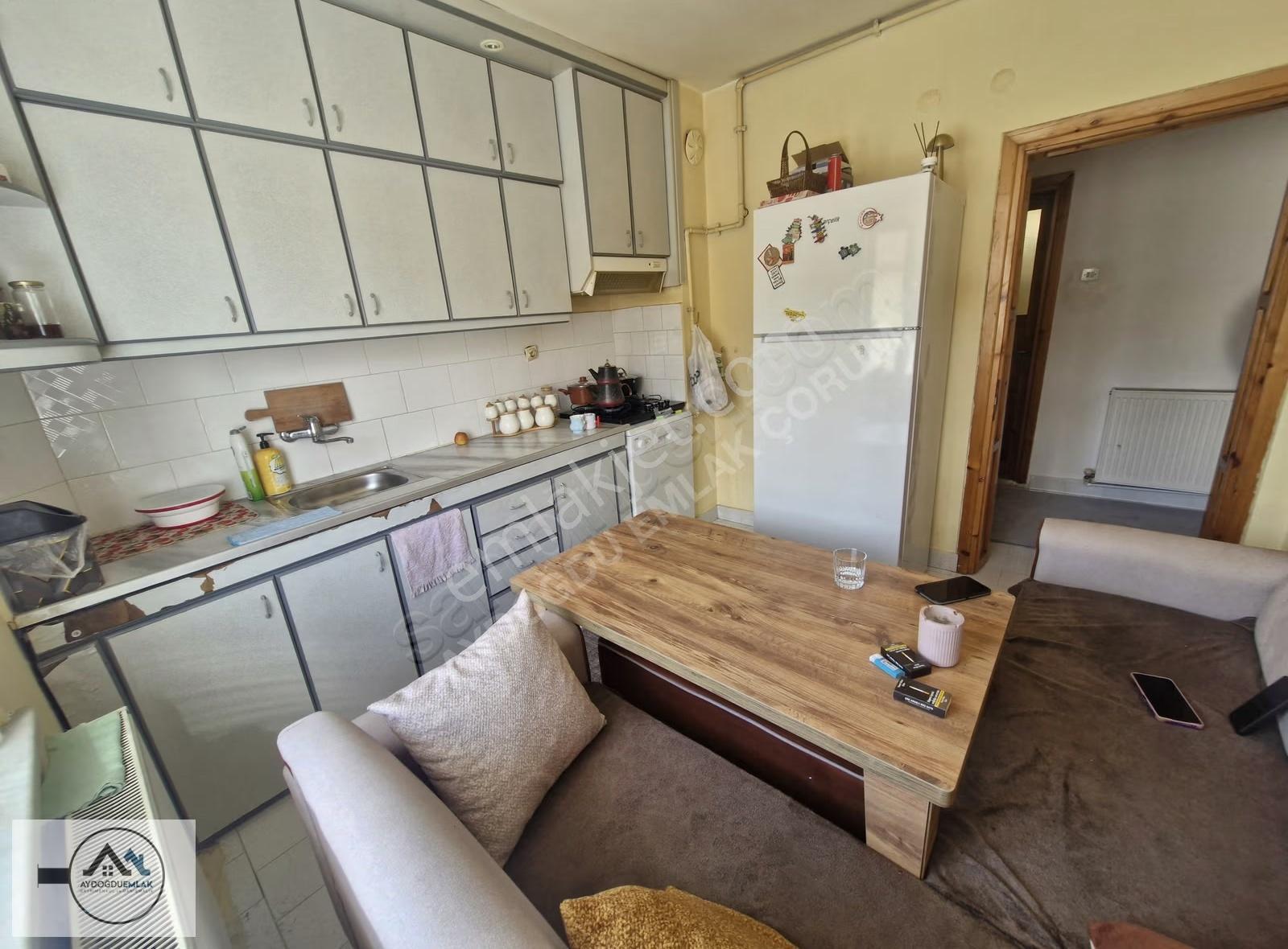 Aydoğdu'dan Kakaç Okulu Civarı 3+1 Daire 100m² Ara Kat Masrafsız