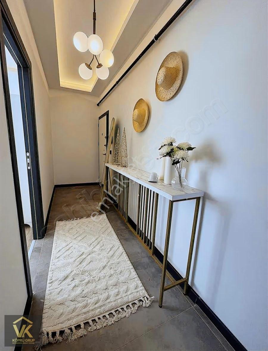 Vk Köprü Grup'tan Kiralık- Cambalkonlu- Eşyalı Özel 1+1 Daire - Görsel 20