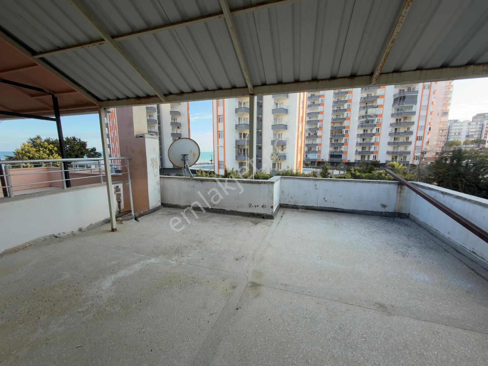 View Tece'de Denize Yakın, Ferah Ve Modern: Tece’de Kiralık 4+1 Triplex! - Görsel 14
