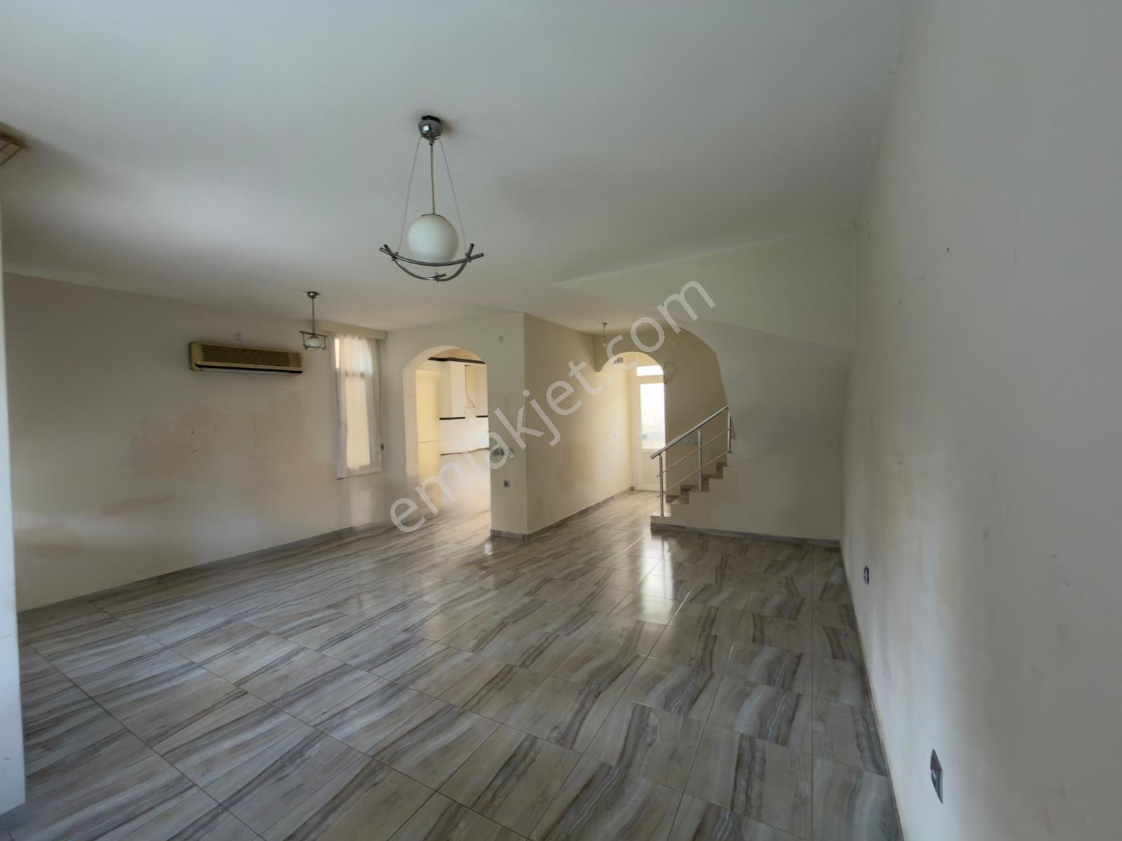 View Tece'de Denize Yakın, Ferah Ve Modern: Tece’de Kiralık 4+1 Triplex! - Görsel 3