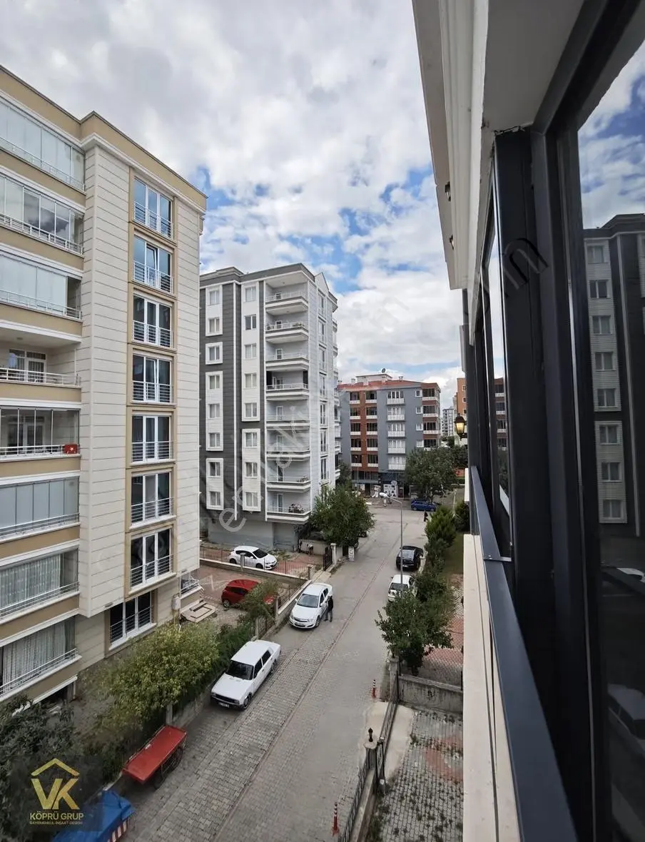 Vk Köprü Grup'tan Satılık Atakent De Tramvaya Yakın 2+1 Daire - Görsel 2