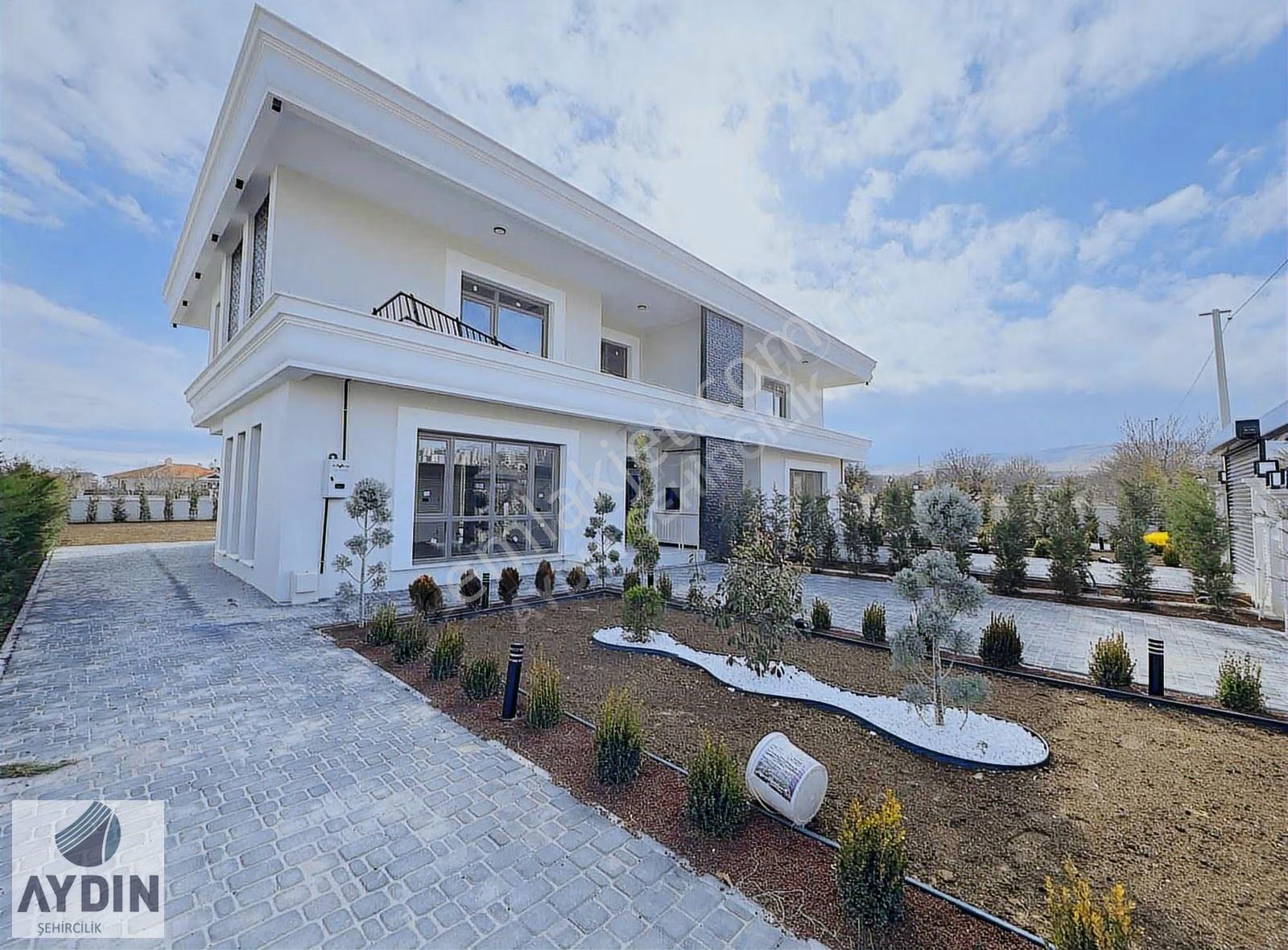 Aydın Satıyor'dan Meram Kozağaç Mh Geniş Ultra Lüx 4.5+1 Villa - Görsel 11