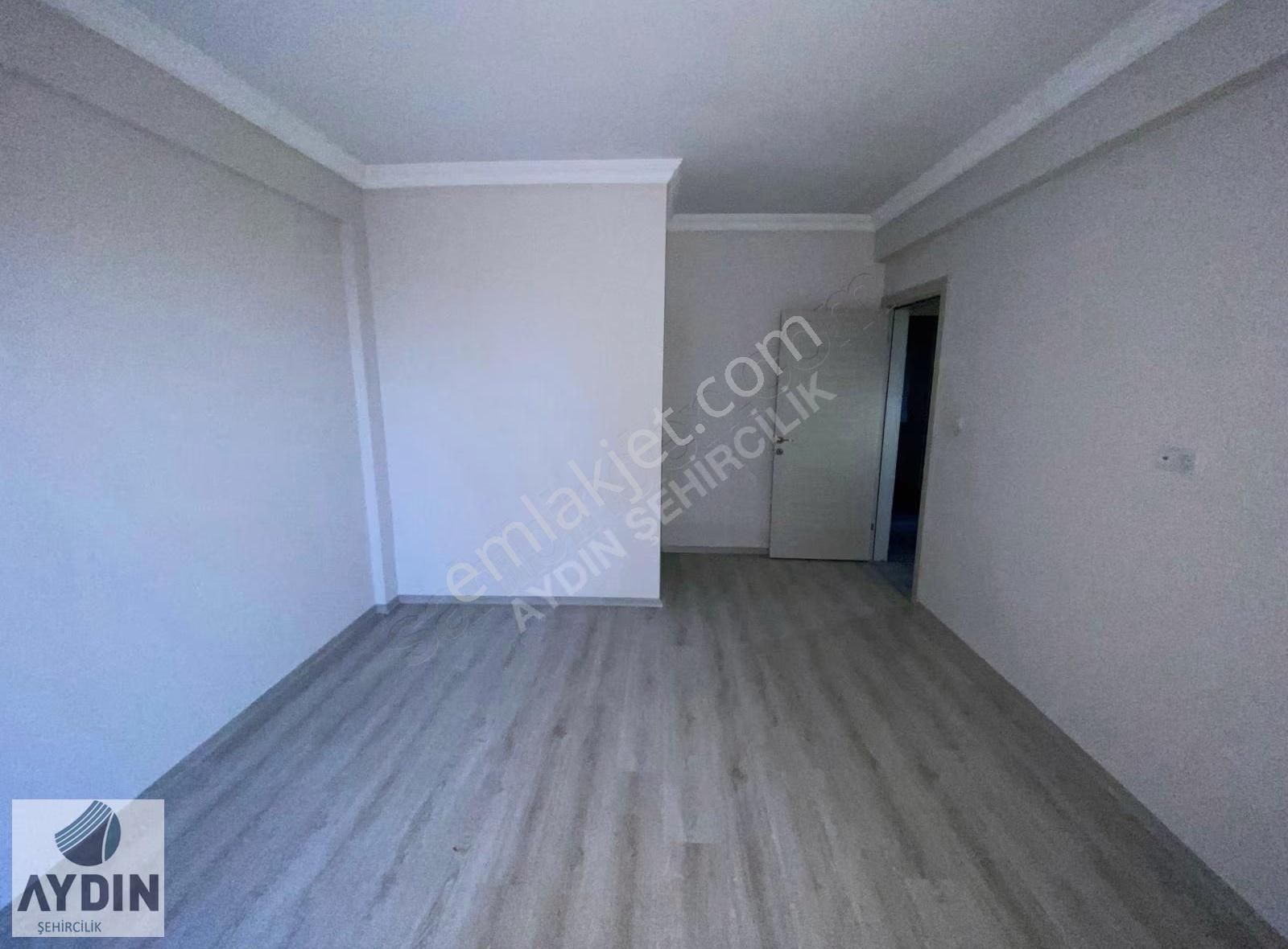 Aydın Satıyor'dan Merkezde Hastaneye Yakın Lüx Geniş 3+1 Daire - Görsel 3