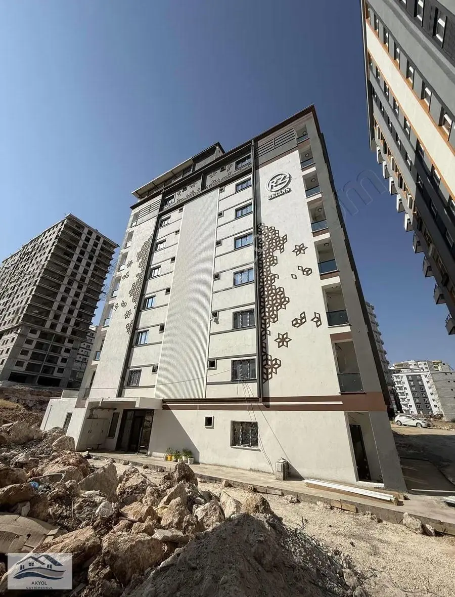 Akyol Emlaktan Lüx Eşyalı Kiralık 1+1 Daire - Görsel 2