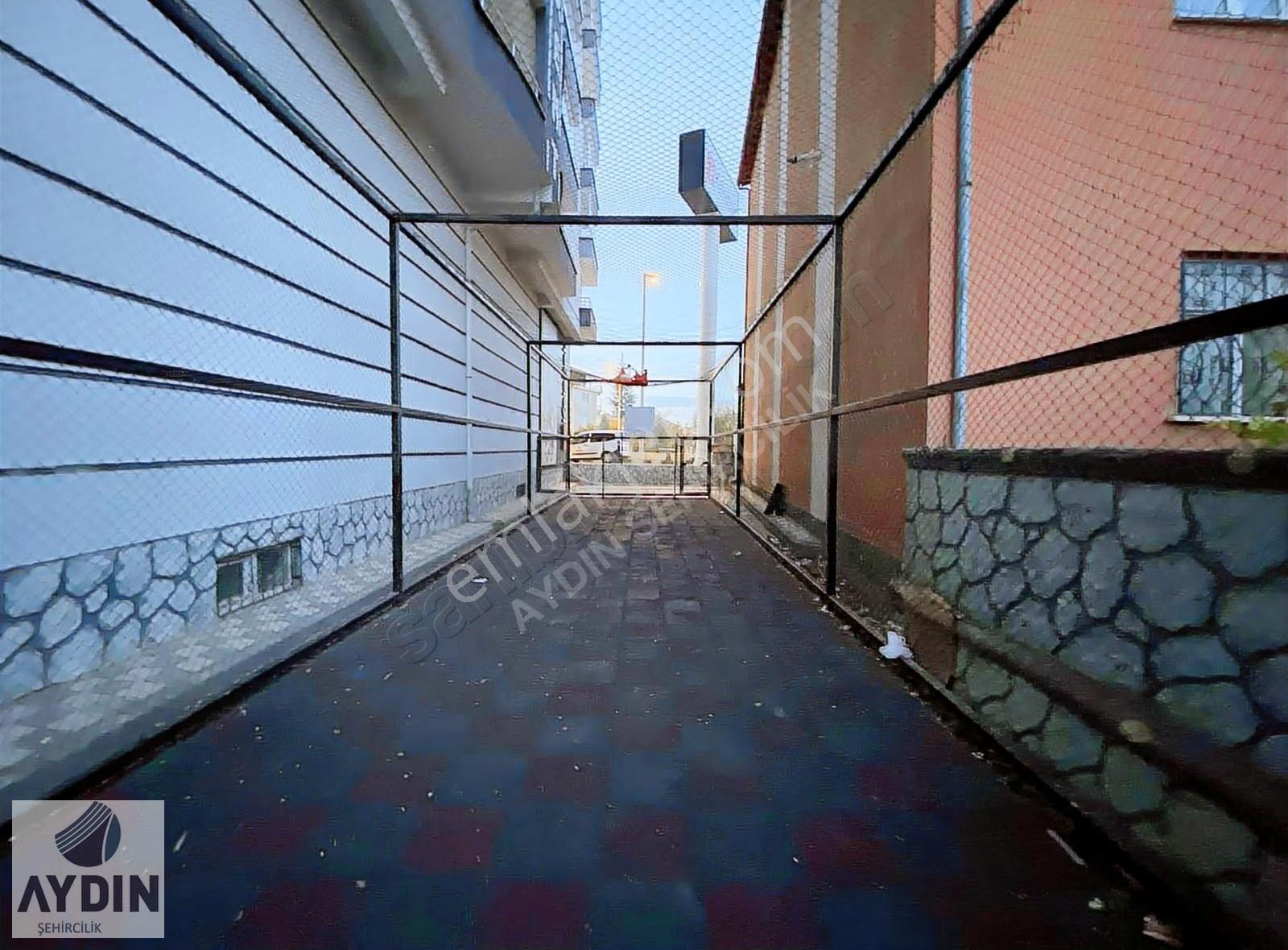 Aydın Satıyordan Hastaneye Yakın Lüx Geniş 165m2 2+1 Daire - Görsel 15