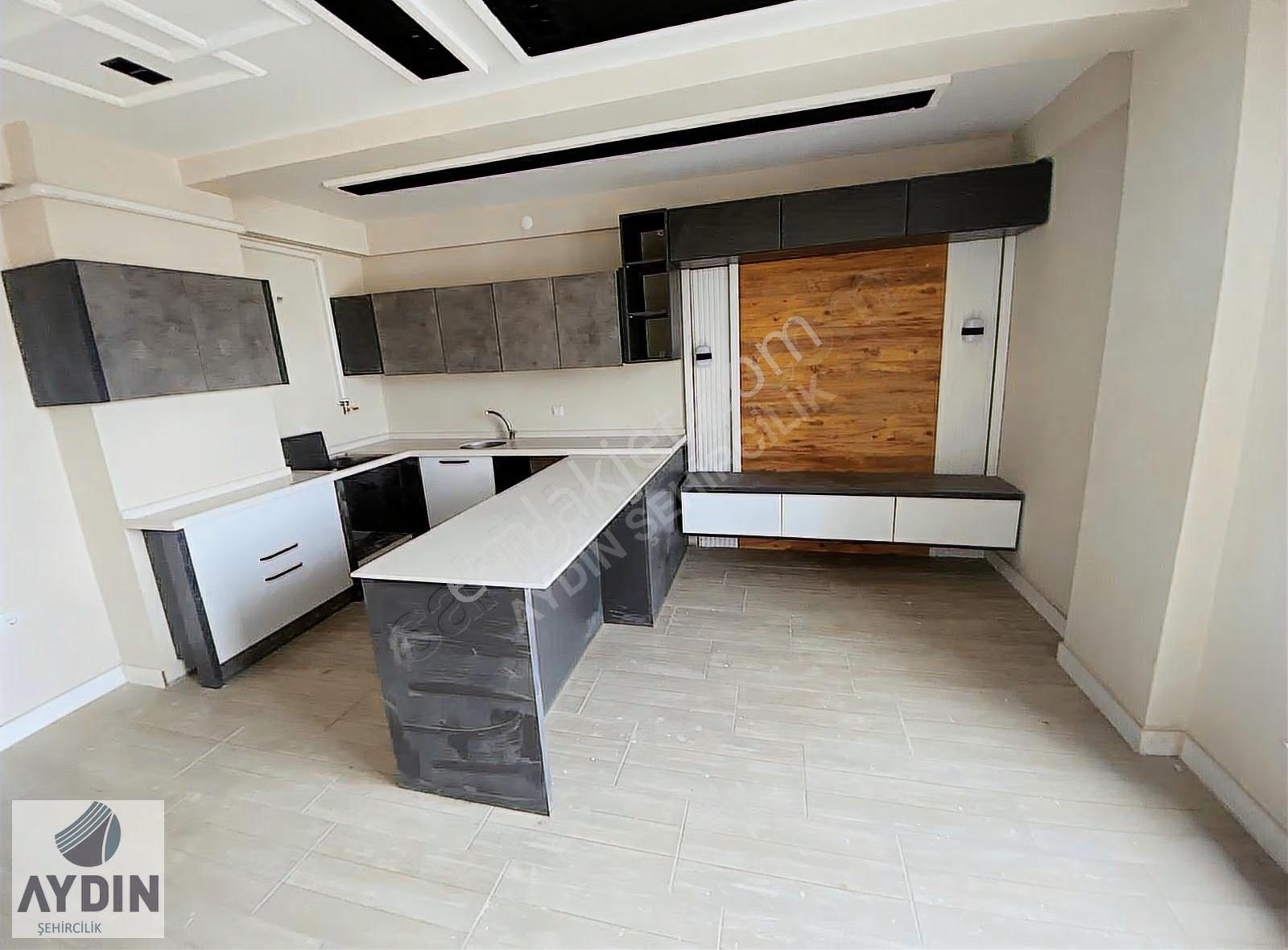 Aydın Satıyor'dan Stadyum Yanında Ana Yola Cephe 2+1 Lüx Daire - Görsel 10