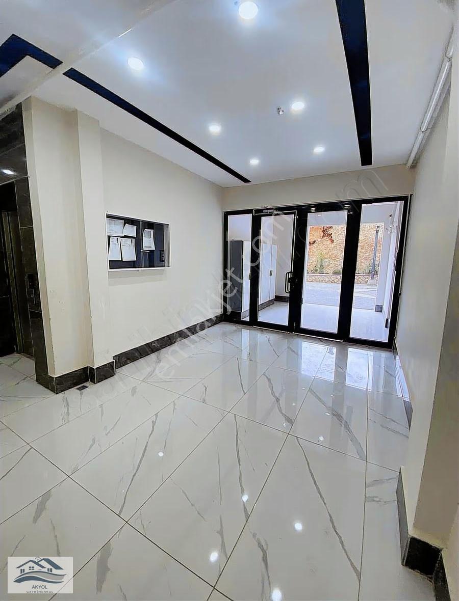 Doktorlar Sitesi Satılık 3+1 Açık Cepheli Daire. - Görsel 5