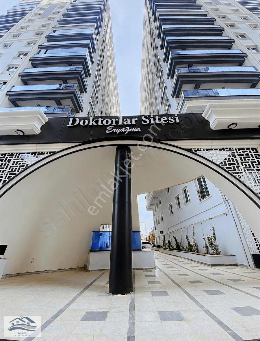 Doktorlar Sitesi Satılık 3+1 Açık Cepheli Daire.