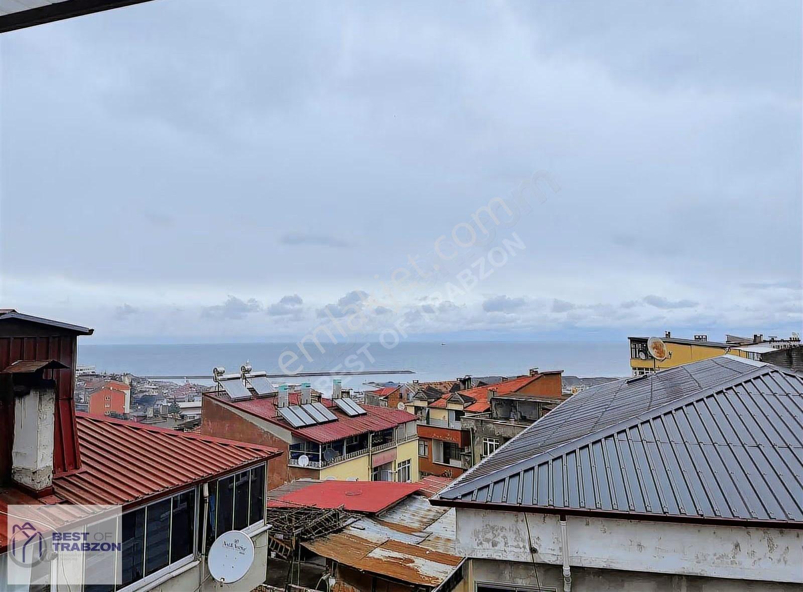 Deniz Manzaralı Dubleks Kaymaklıda Bağımsız 2 Daire Birarada