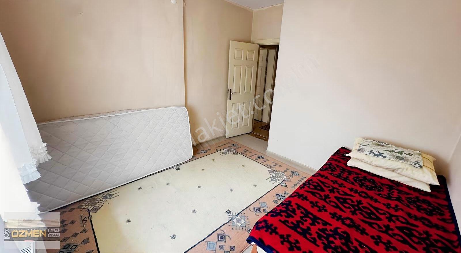 Karasu Aziziye'de Eşyalı 2+1 Satılık Daire (85m²) - Görsel 33